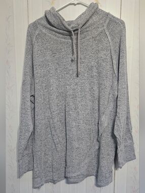 Cozy Gray Marled Hoodie Pullover